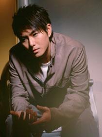 萧正楠个人资料,多才多艺的香港演员，从歌手到演员的华丽蜕变